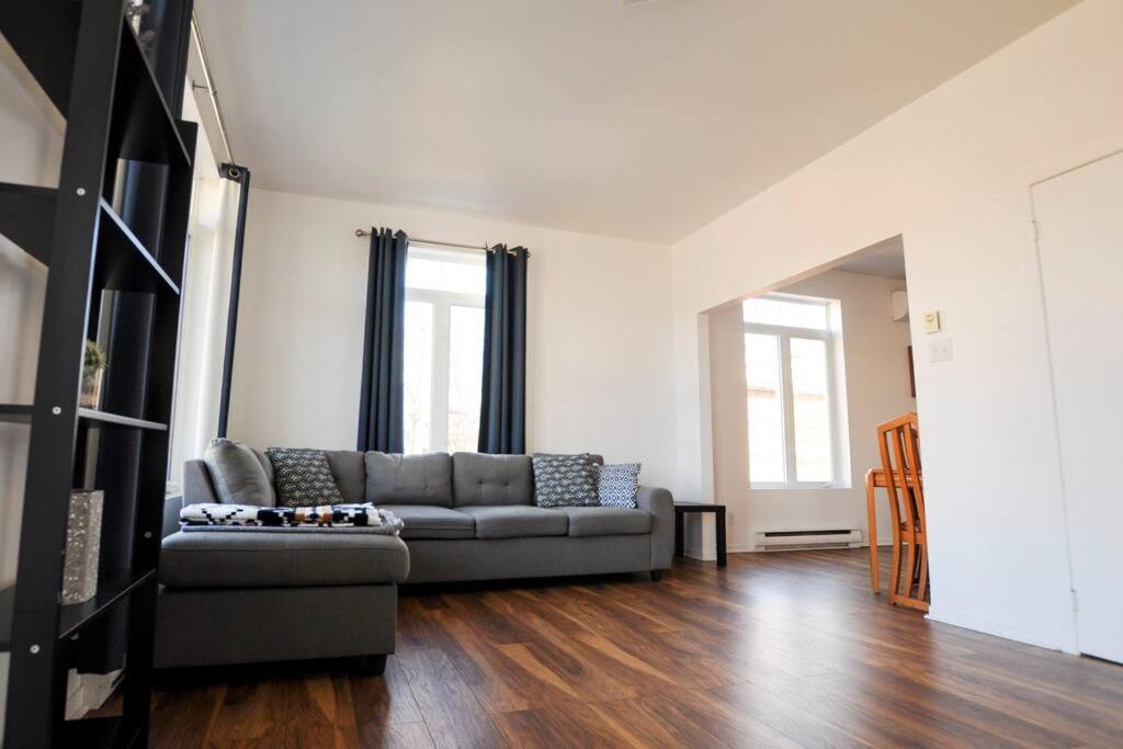 The 1810 - Spacious With Balcony - North Of Quebec 외부 사진